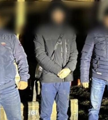 Ухилянти намагалися втекти з України у вантажівці для тварин