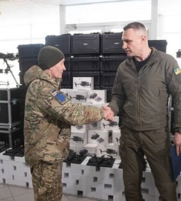 Майже 500 безпілотників, закуплених за кошти столиці, вирушили на Донбас у 112 бригаду ТрО Києва, - Кличко. ФОТО