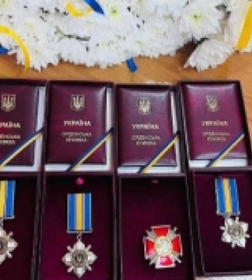 Сім&amp;#039;ї полеглого Героя з Волині вручили почесну відзнаку воїна