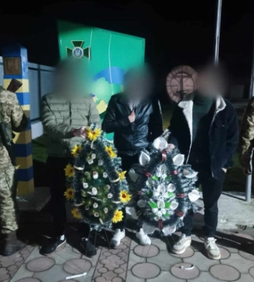 На Закарпатті прикордонний наряд, який приховано ніс службу, затримав 6 порушників кордону