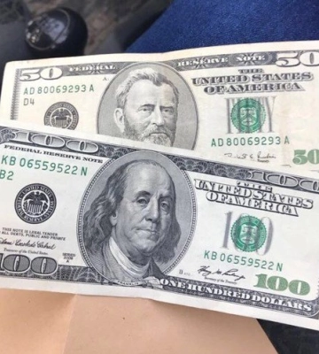 На Волині пенсіонер давав поліцейським $150, щоб відкупитися за п’яне водіння
