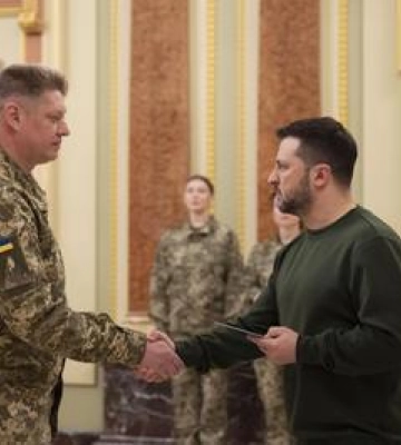 Герой України та рідні трьох полеглих Героїв України з Полтавщини отримали сертифікати на житло