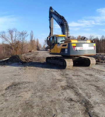 На Харківщині почали ремонтувати ще один зруйнований міст