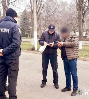 На Одещині на вулиці знайшли тіло військовослужбовця