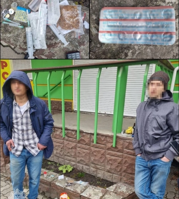 У Рівному двоє чоловіків викрали у громадянки нарковмісні таблетки