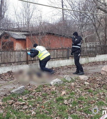 На Одещині на вулиці знайшли тіло військовослужбовця