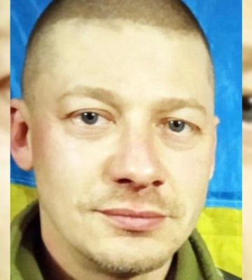 У громаді на Буковині прощаються з військовим Адамчуком, який загинув на війні