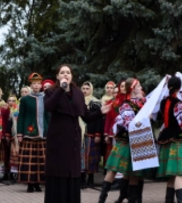 У Білгороді-Дністровському відбулася церемонія покладання квітів до пам&#039;ятника Тарасу Шевченку