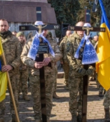 Дубенська громада віддала останню шану захисникам України
