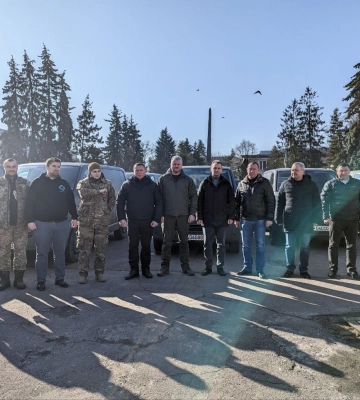 З Волині для воїнів Третьої штурмової бригади передали 37 авто