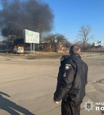 У Вовчанську російський дрон влучив у цивільну автівку: є загиблі