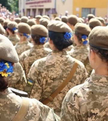 Підсумки 8.03: Жінки у ЗСУ і графік траншів