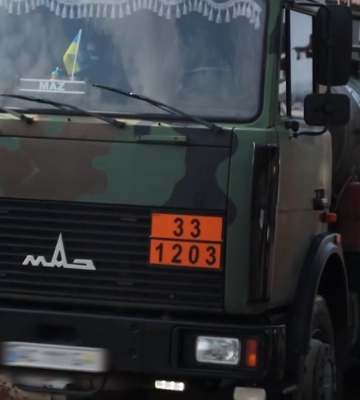 «Кров двигуна». Як працює служба пально-мастильних матеріалів волинського підрозділу Нацгвардії