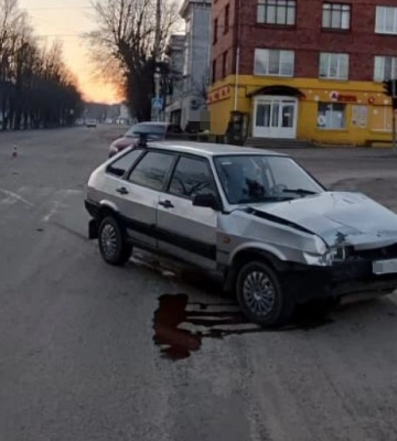 У Шостці на перехресті сталася ДТП, постраждала людина