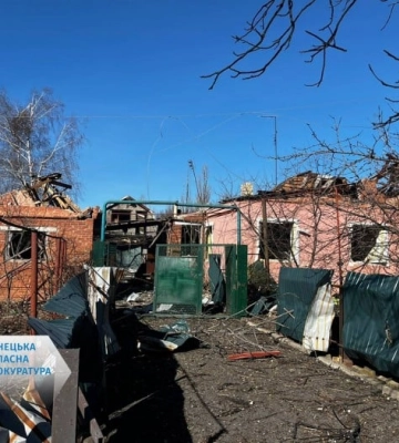 Рашисти обстріляли Сіверськ і Курахове на Донеччині, загинула жінка
