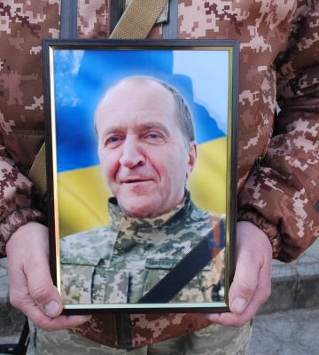 Сьогодні Шосткинщина прощалася з захисником України Олександром  Єфременком