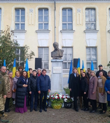 В Ужгороді відзначили 210-у річницю з дня народження Тараса Шевченка