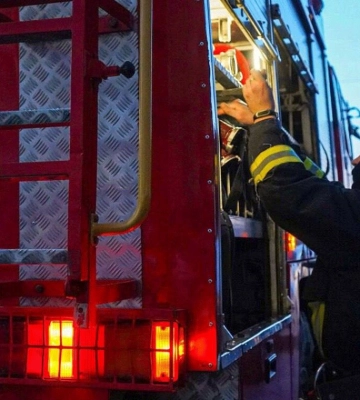 У Києві сталась пожежа поблизу озера Вирлиця - КМДА