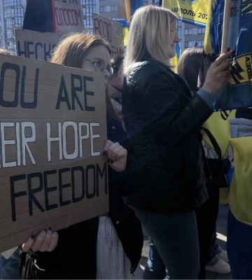 У Франківську відбулась акція та велопробіг в підтримку захисників Маріуполя