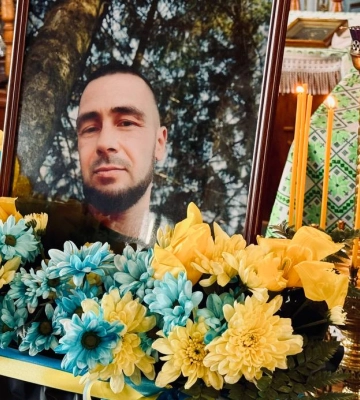 Кілька тижнів не дожив до 25-річчя: на Волині попрощалися з Героєм Назарієм Ляснюком