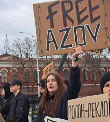 На Полтавщині у двох містах влаштували акцію &quot;Не мовчи! Полон вбиває!&quot;