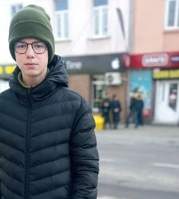 «Ані дощ, ані сніг, сонце чи мороз для мого сина не були перешкодою»: на Львівщині 13-річний школяр зібрав понад 2 мільйони гривень&amp;hellip;