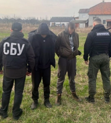 Намагався переправити ухилянтів з кордон в обхід КПП: на Закарпатті викрили схему