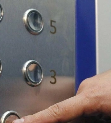 У Полтаві продовжують запускати ліфти: перелік адрес