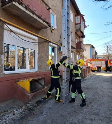 У зачиненій квартирі в Сарнах знайшли мертвого чоловіка
