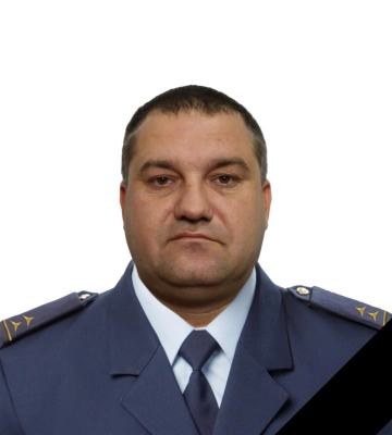 Сбило авто: в Черкасской области во время тушения пожара погиб спасатель