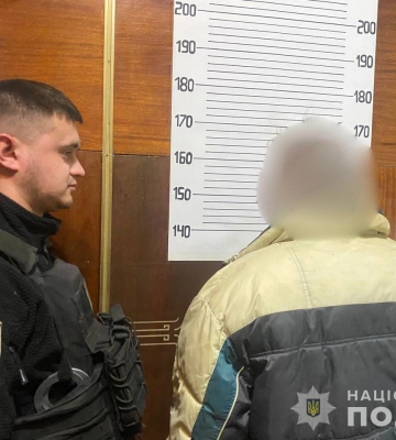 Путивльські поліцейські оперативно затримали грабіжника