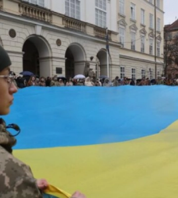 Сотні людей у центрі Львова відзначили 159-річчя  першого публічного виконання Гімну України (ФОТО, ВІДЕО)