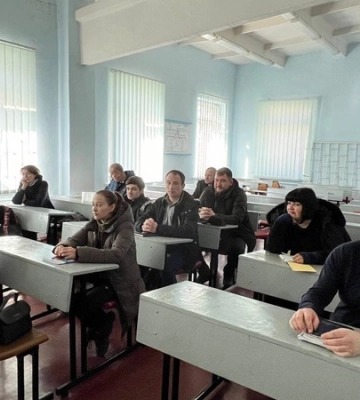Безкоштовне навчання, стипендія, кімната у гуртожитку.  КП «Дніпровський електротранспорт» готує нову групу водіїв трамваїв і тролейбусів