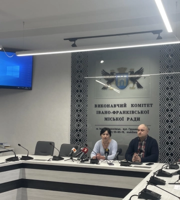 Близько 70% доріг у Франківську потребують ремонту, — Бурко