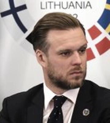 Глава МИД Литвы посоветовал &quot;поклонникам мира&quot; посмотреть &quot;20 дней в Мариуполе&quot;