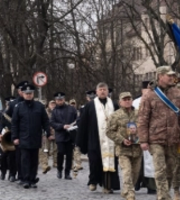 В Ужгороді попрощалися із загиблим на війні Олексієм Хотіним. ФОТО