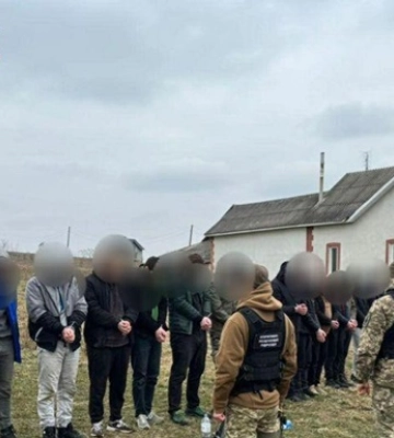 Напад з сокирами на працівників ТЦК на Буковині: чоловіків арештували без права на заставу