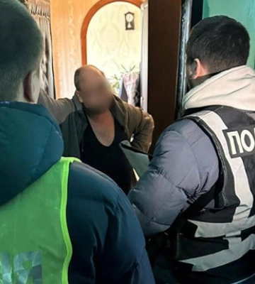 Видавали себе за працівників ТЦК: шахраї ошукали киянина на 1,7 млн грн
