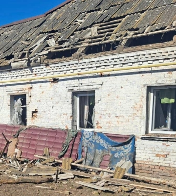 Росіяни весь день гатили по Нікопольщині: пошкоджено готель