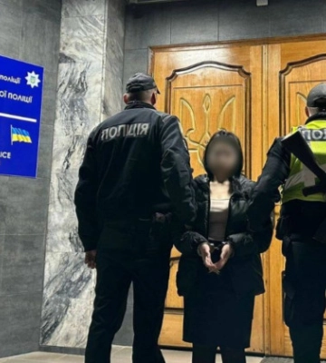 На Закарпатті жінка віддала шахрайці 1,5 млн грн за «зняття порчі»