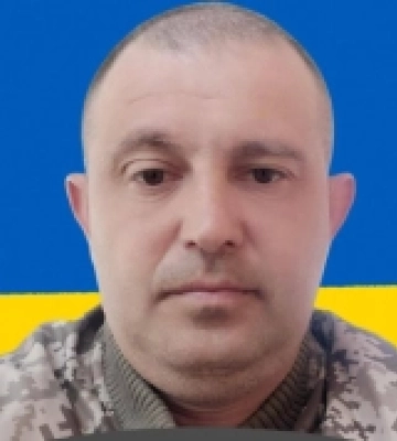 На щиті повертається додому воїн з Одещини Андрій Бакірин