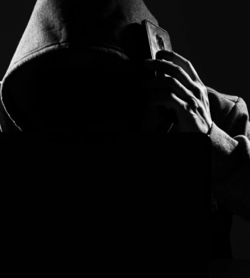 Авто для військових: шахраї видурили у прикарпатця 41 тисячу грн