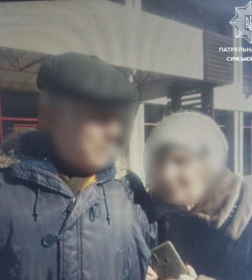 Сумські патрульні повернули додому чоловіка похилого віку, якого розшукувала дружина