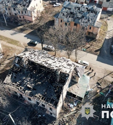 Війська РФ ударили шістьма ракетами &quot;С-300&quot; по Селидовому, 2 людини поранено, багато пошкоджень. ФОТОрепортаж