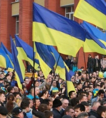 Скільки громадян вважає, що російська має стати другою державною мовою: опитування