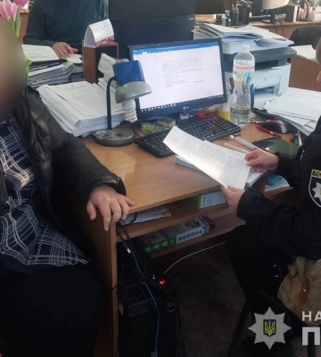 На Сумщині обрали запобіжний захід жінці, яка підозрюється в замаху на вбивство сусідської дівчинки