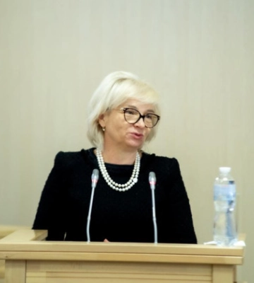 Суддя Конституційного Суду України Галина Юровська висвітлила юридичні позиції останніх рішень КСУ