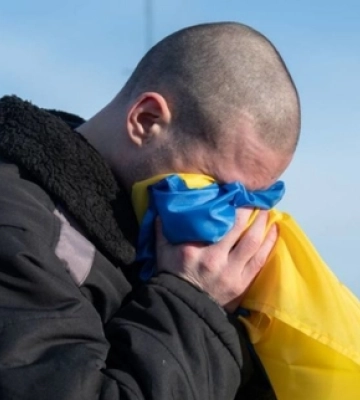 Змушували годинами стояти та співати гімн росії, – звільнений з полону волинянин