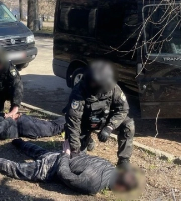 Жителя Запорожья задержали при попытке продать 25 гранат, — ФОТО