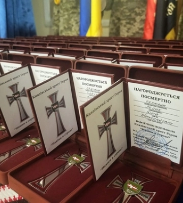 У Ковелі воїни 14-ї ОМБр вручили пам’ятні відзнаки сім’ям загиблих побратимів 